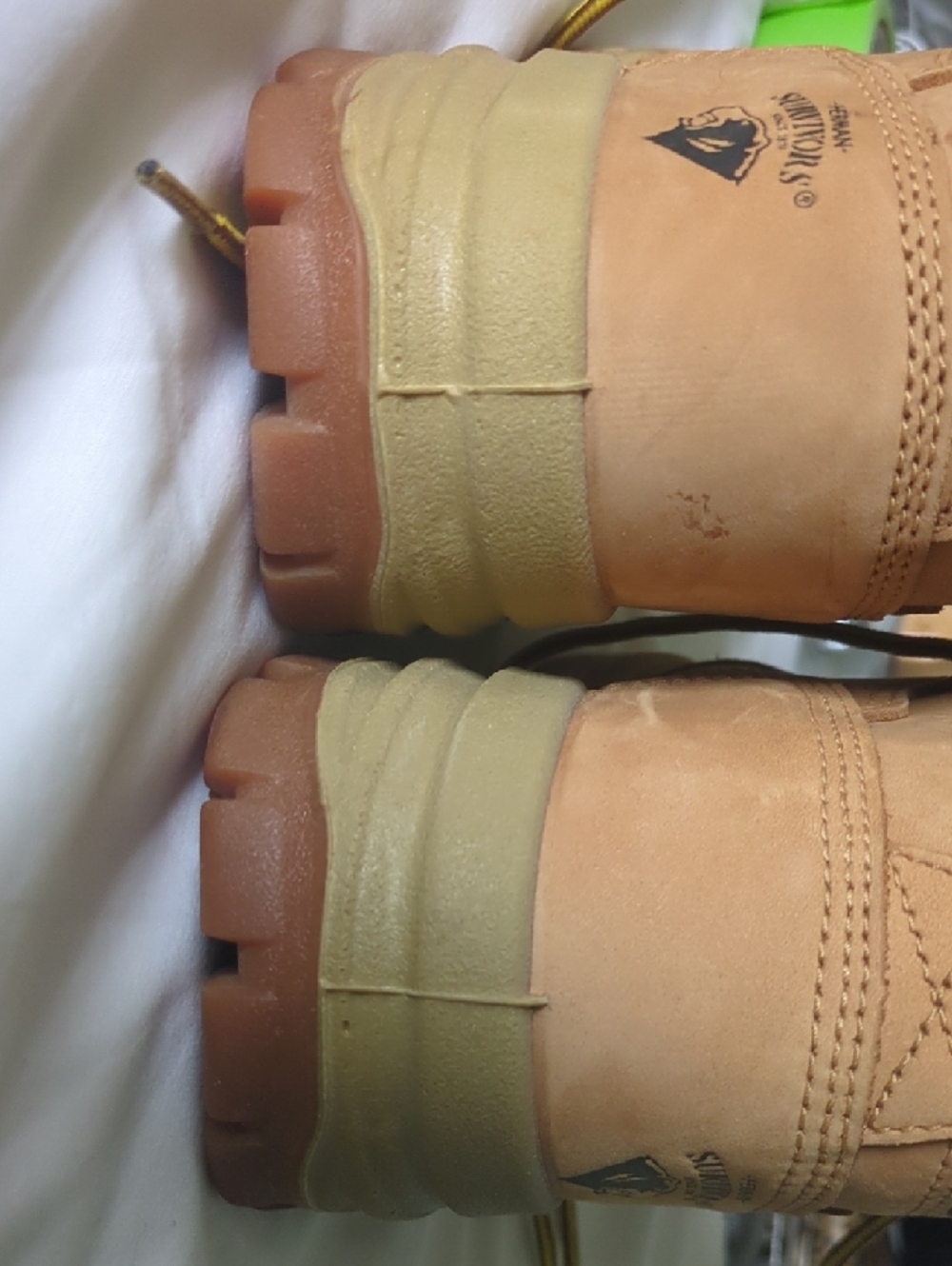 Herman Survivor Work-Style Tan Leather Boots with Yellow Laces - Picture 8 of 15